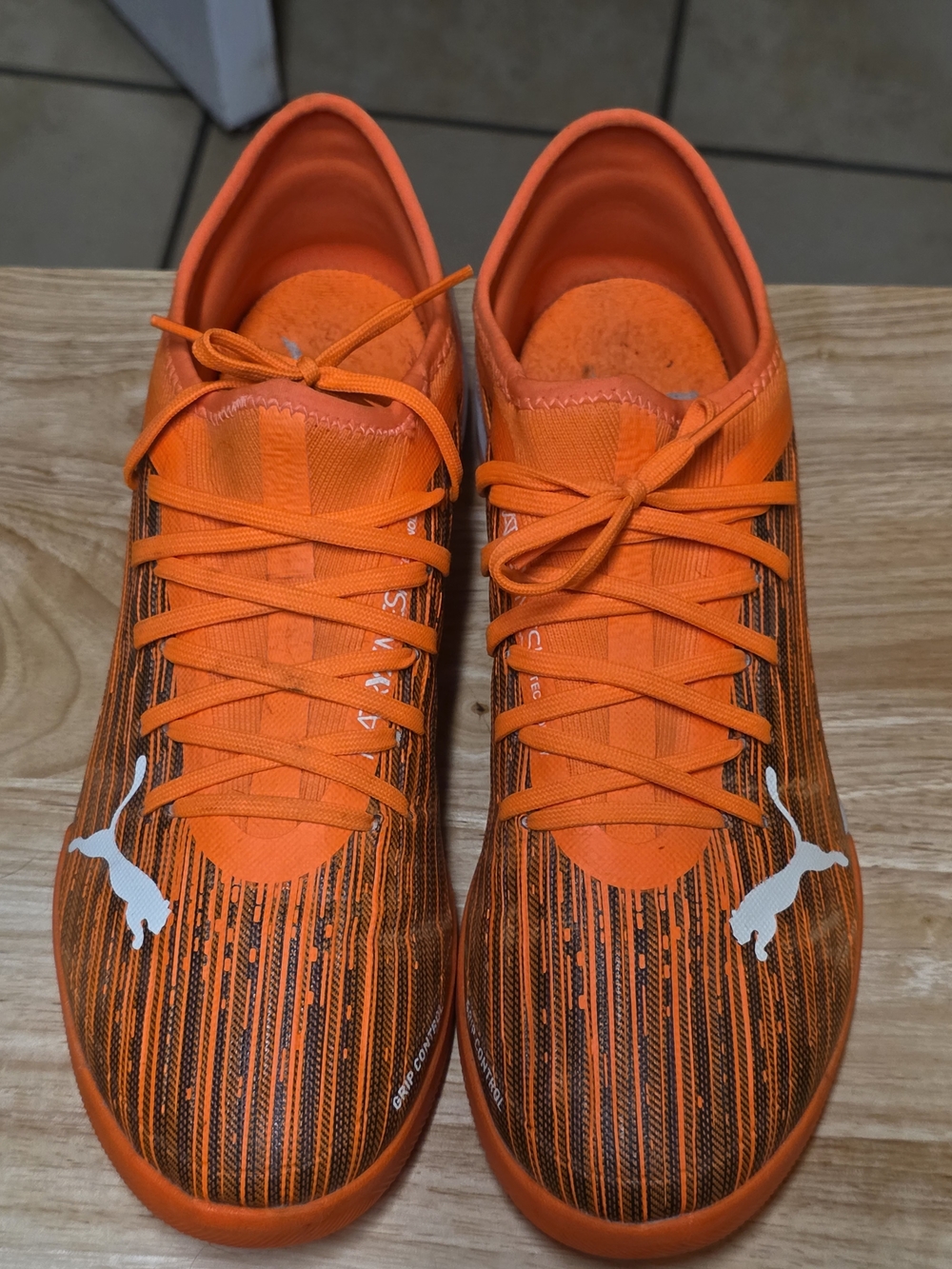 Mens PUMA Ultra 3.1 Indoor Trainer 106090 - 01 Shocking Orange